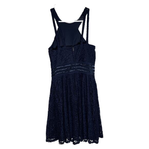 City Studio Navy Lace Stretchy Mini Dress, Size 5, Pre-owned - Picture 4 of 4